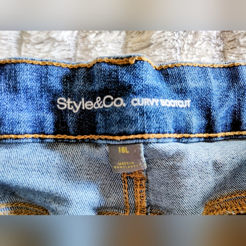 ~~Style & Co. 👖Bootcut~~ - Picture 4 of 5